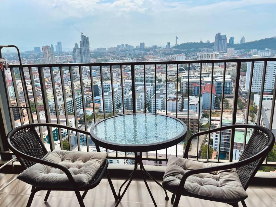 The Base Central Pattaya 2Bed King&Queen Sky Seaview & Infinity Pool Exterior photo